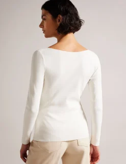 Fitted V-Neck Long Sleeve Knit Top