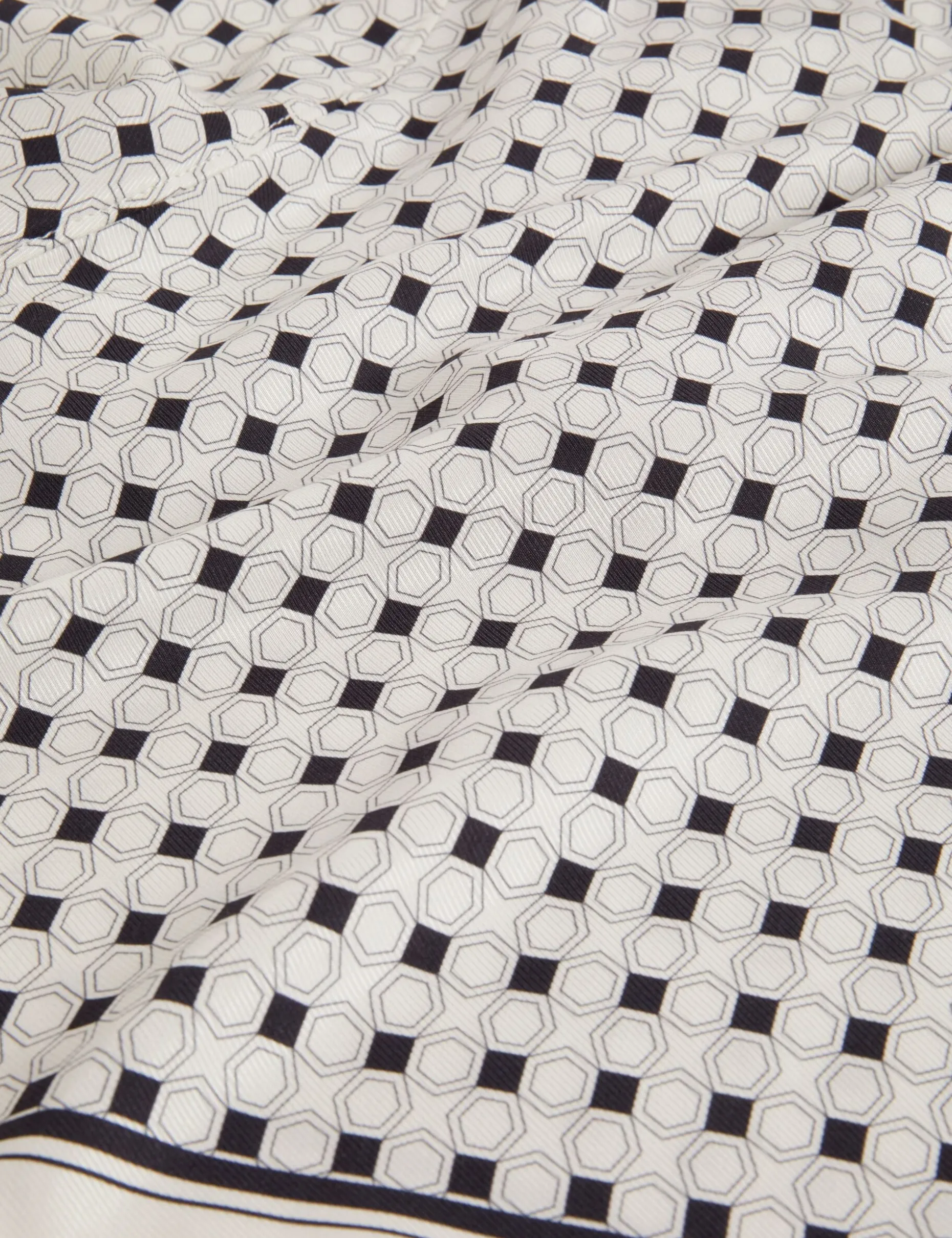 Geo Tile Print Relaxed Pull-On Shorts