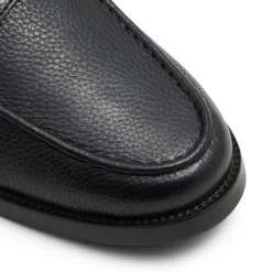 Grained Leather Penny Loafers