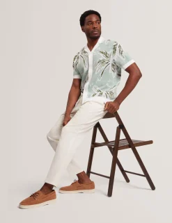 Leaf Print Knitted Short Sleeve Shirt