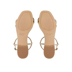 Sandal