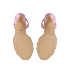 Sandal