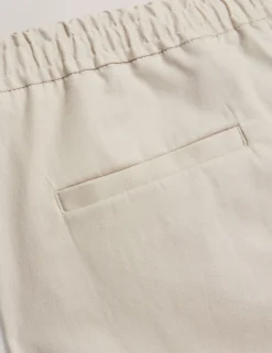Slim Stretch Chino