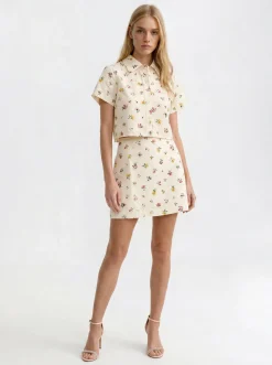 Wildflower Embroidered Cropped Shirt